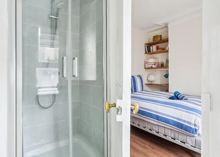 Authentique 2 Pieces - 13e Apartamento